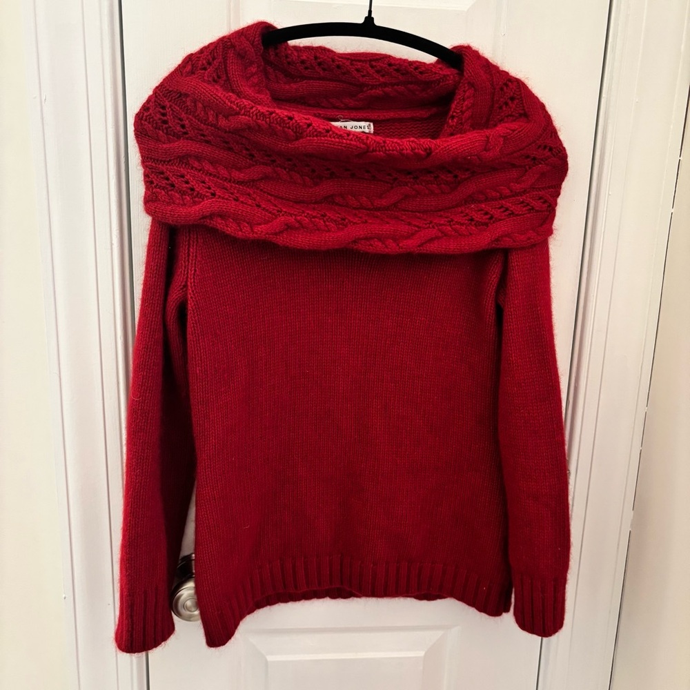 Angora Lambs Wool Blend Funnel Neck Chunky Cable Knit Red Sweater size M Jillian